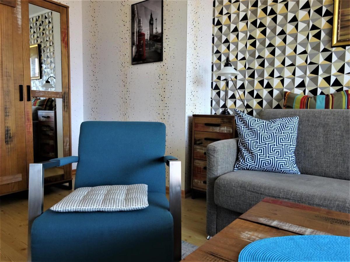 Hotel Pension Zur Faehrbruecke ชตราลซุนด์ ภายนอก รูปภาพ